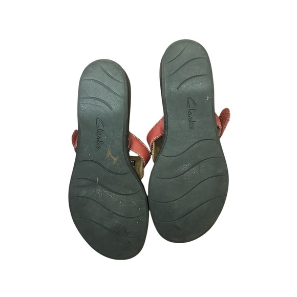 Clarks Brown and Red Sandals - Picture 5 of 6
